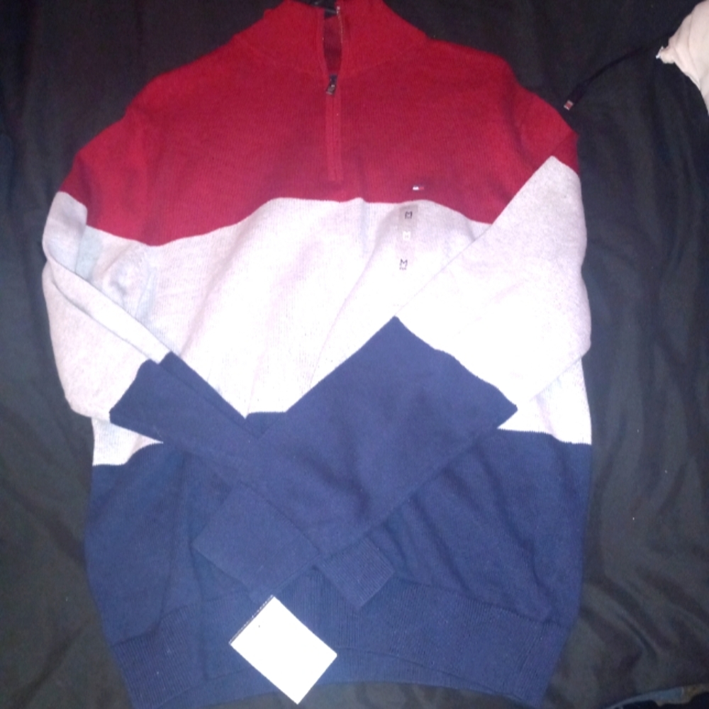 Tommy Hilfiger Mens Size Medium Red White and Blue 1/4 Zip Sweater  NWT